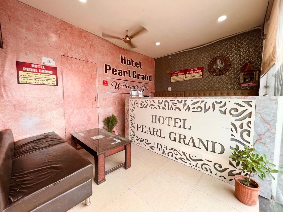 The Peral Lodge - A Beautiful Lavish & Luxuries Family Hotel Zirakpur Exterior photo